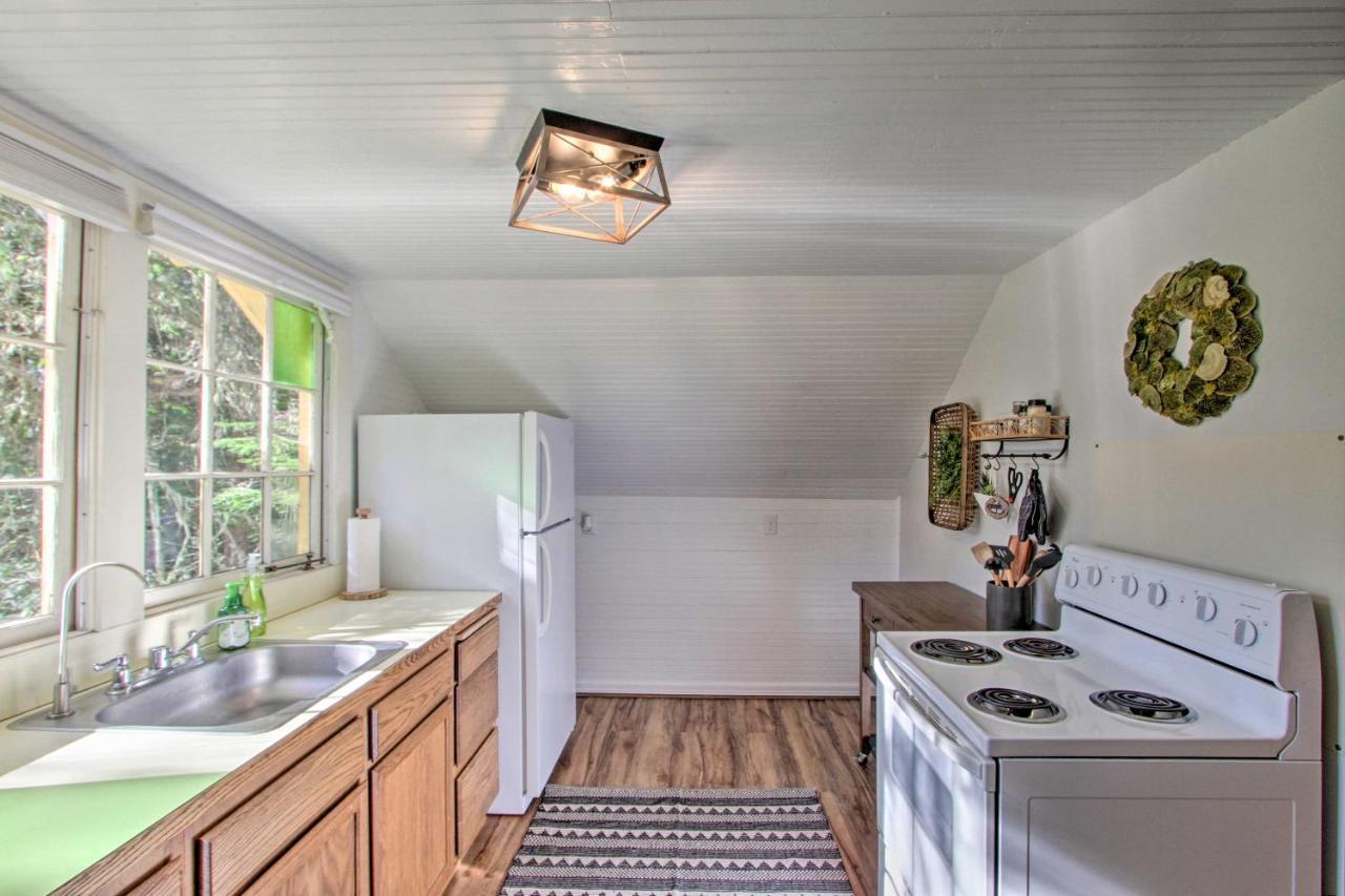 Owls Nest Studio With Hot Tub Hike Nearby! Ashford Eksteriør bilde